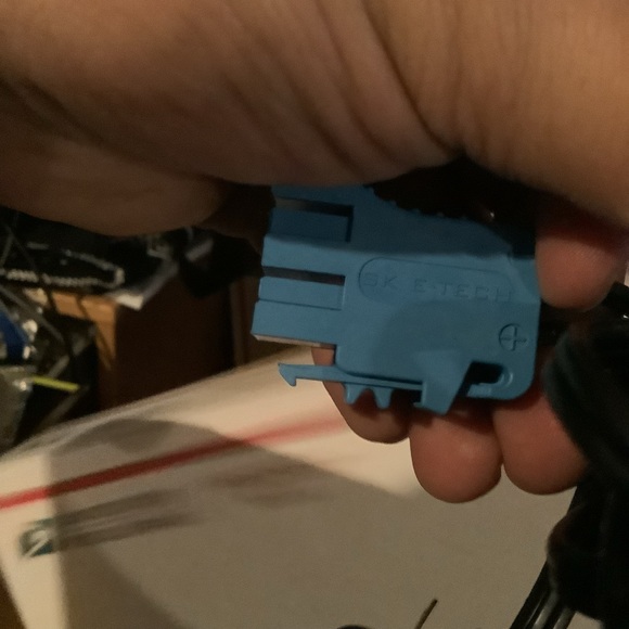 12 Volt Battery Charger Peg Perego Tractor John Deere Gator Polaris New - Picture 3 of 3